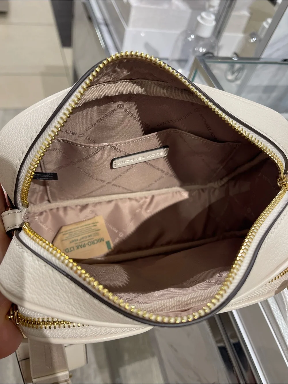 Michael Kors JST Md Pocket Leather Messenger XBody With Attachments Crossbody